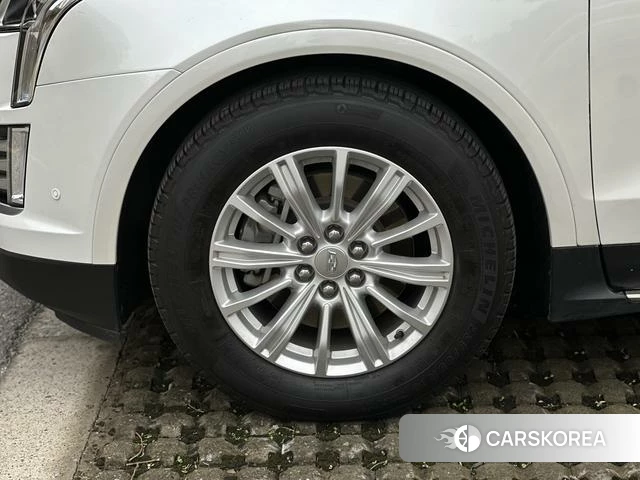 Cadillac XT5 2019 Белый из Китая