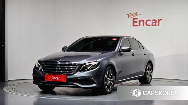 Mercedes-Benz E-Class W213 2019 Серый из Кореи