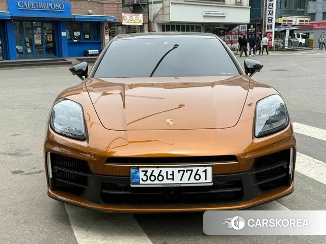 Porsche Panamera (976) 2025 Коричневый из Кореи