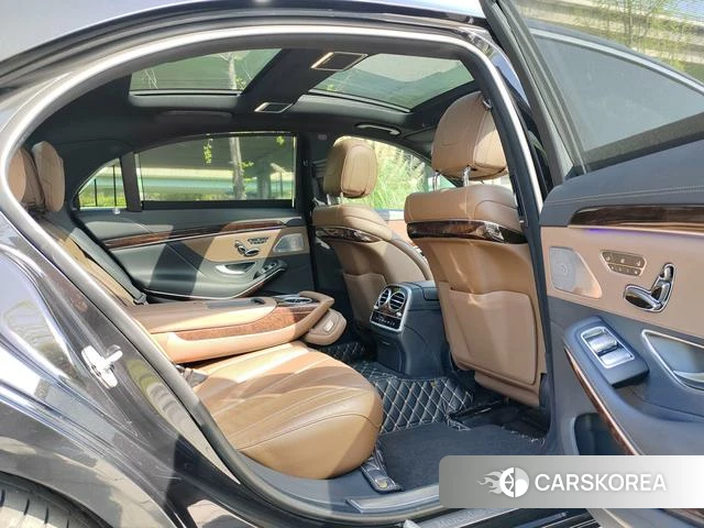 Mercedes-Benz S-class 2018 Черный из Китая
