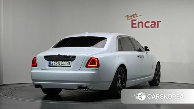 Rolls-Royce Ghost 2019 Белый из Кореи