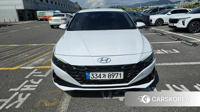 Hyundai Avante (CN7) 2021 Белый из Кореи