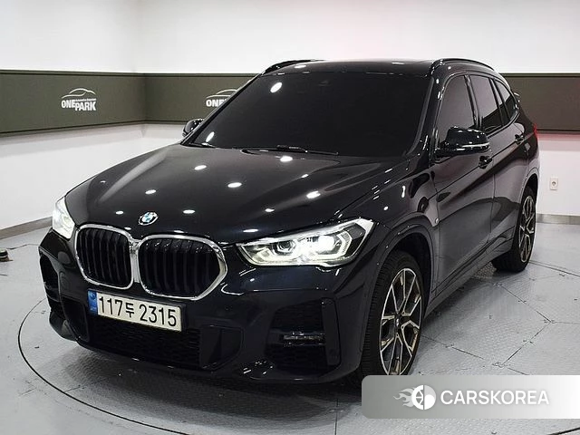 BMW X1 (F48) 2022 Черный из Кореи