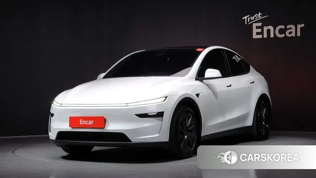 Tesla Model Y 2025 Белый из Кореи
