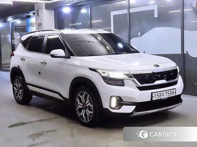 Kia Seltos 2020 Белый из Кореи