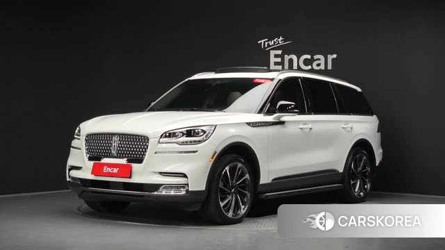 Lincoln Aviator 2nd generation 2022 Белый из Кореи