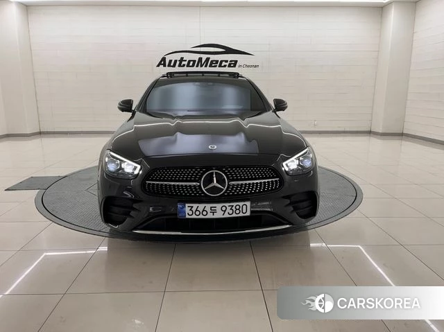 Mercedes-Benz E-Class W213 2022 Серый из Кореи