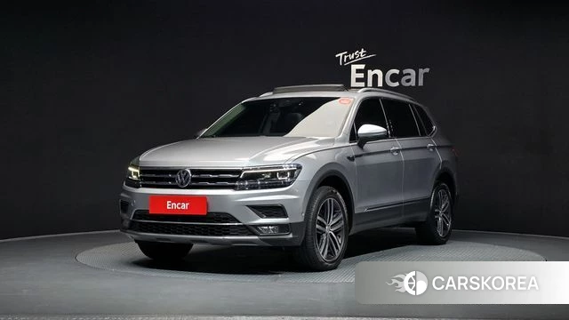 Volkswagen Tiguan Allspace 2020 Серебряный из Кореи