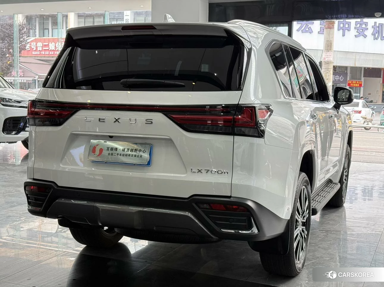 Lexus LX 2024 Белый из Китая