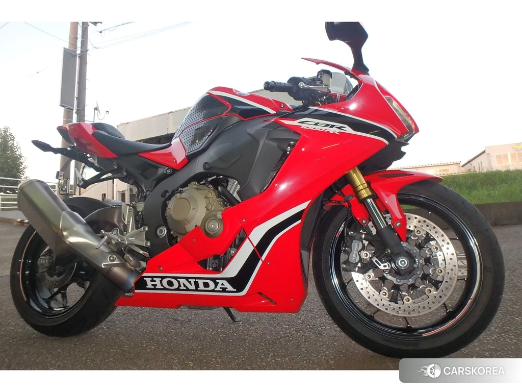 Проданный Honda CBR1000RR 2017 из Японии, фото 2