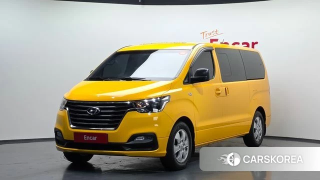 Hyundai The New Grand Starex 2018 Желтый из Кореи