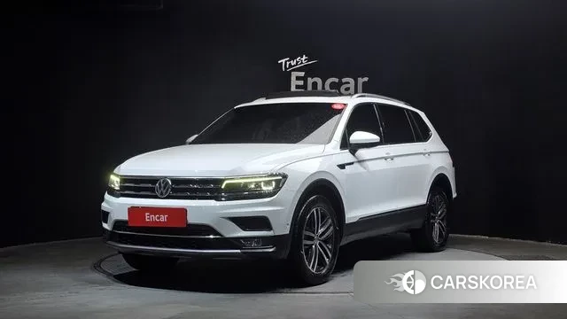 Volkswagen Tiguan Allspace 2020 Белый из Кореи
