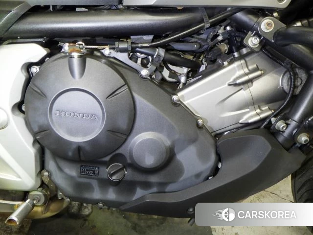 Engine photo