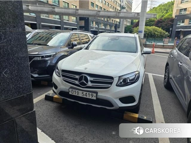 Mercedes-Benz GLC-Class X253 2019 Белый из Кореи