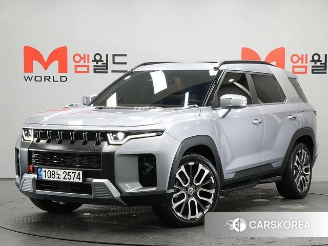 Ssangyong Torres 2023 Серебристо-серый из Кореи
