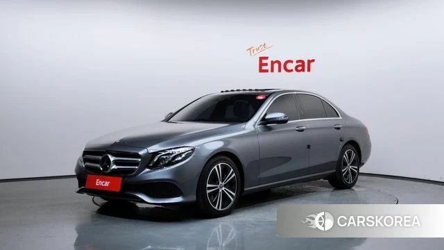 Mercedes-Benz E-Class W213 2020 Серый из Кореи