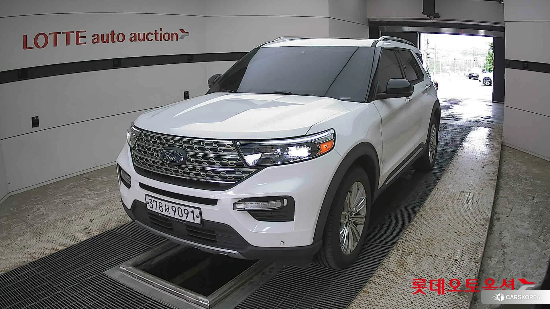 Ford Explorer 2.3 2020 Белый из Кореи