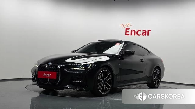 BMW 4 Series (G22) 2024 Черный из Кореи