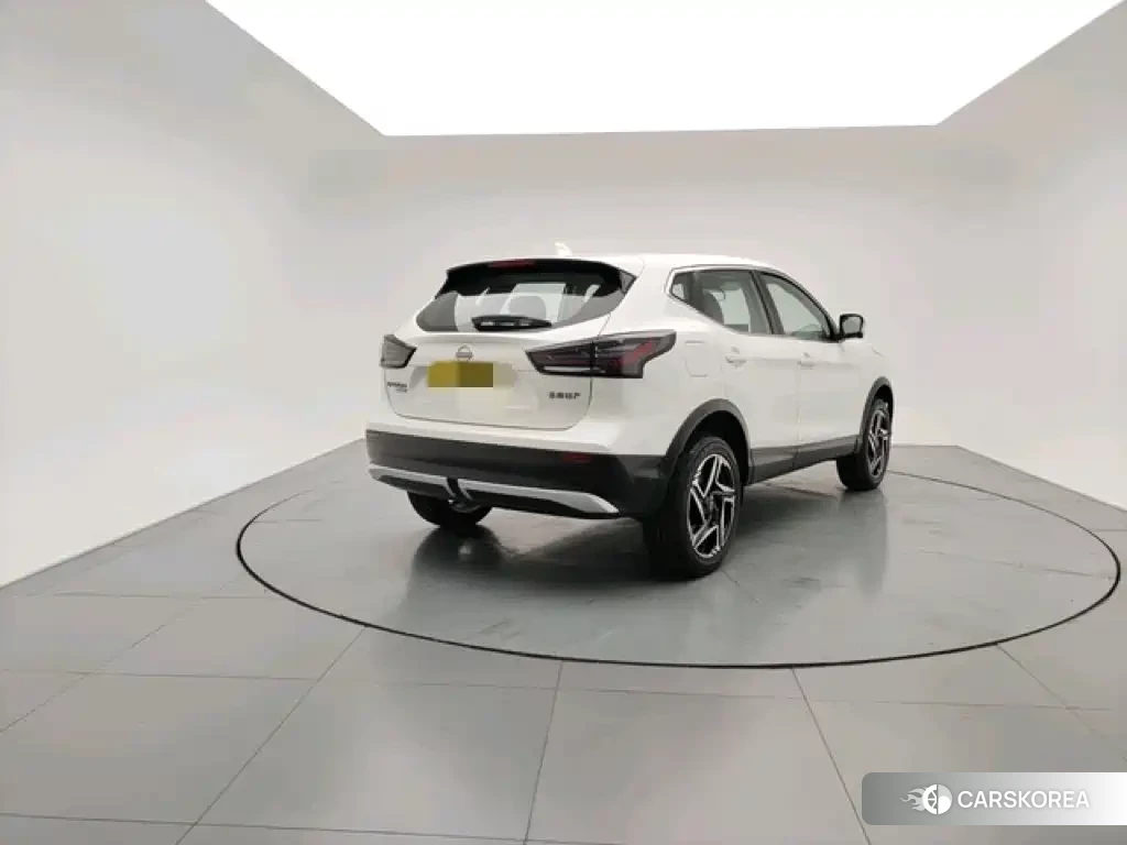 Nissan Qashqai 2024 Белый из Китая