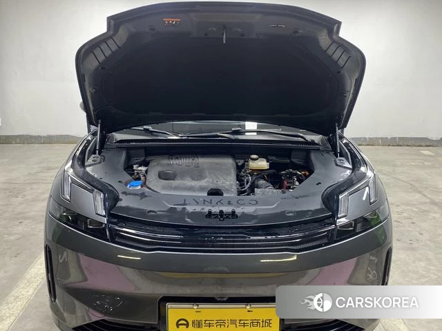 Lynk 08 EM-P 2024 Темно-серый из Китая