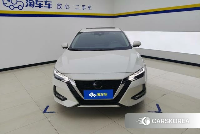 Nissan Xuan Yi 2023 Белый из Китая