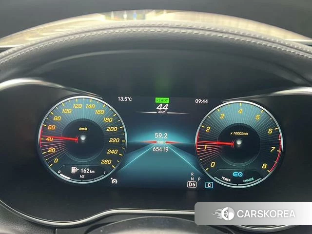 Mercedes-Benz Class C (imported) 2021 Белый из Китая