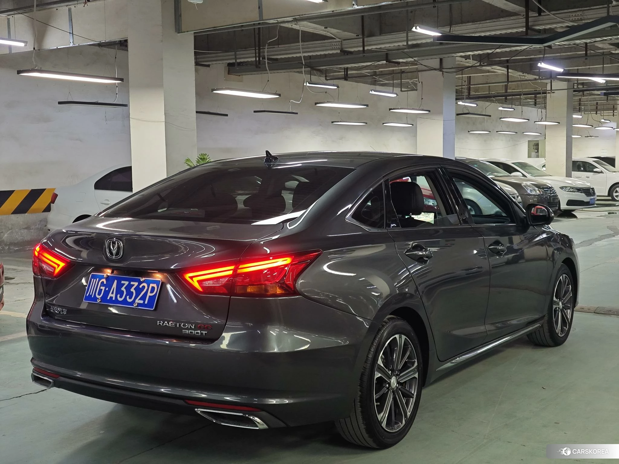 Chang'an Ruicheng CC 2021 Темно-серый из Китая