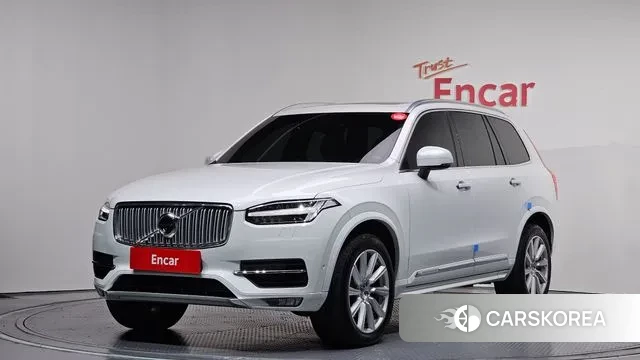 Volvo XC90 second Generation 2019 Белый из Кореи
