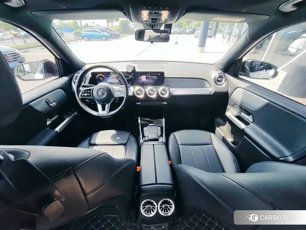 Mercedes-Benz GLB 2022 Белый из Китая