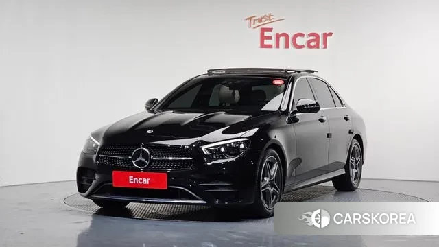 Mercedes-Benz E-Class W213 2023 Черный из Кореи