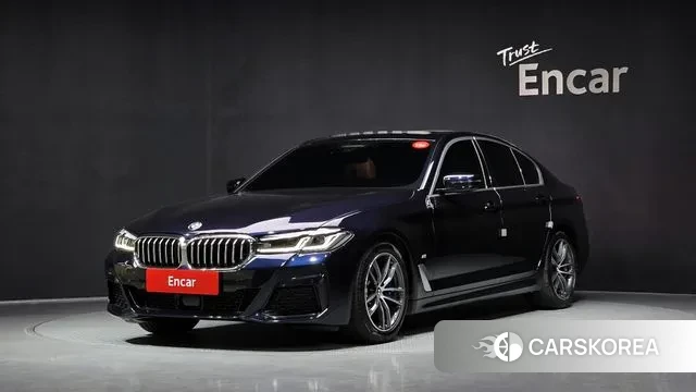 BMW 5 Series (G30) 2022 Черный из Кореи