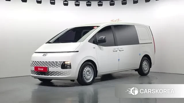 Hyundai Staria 2022 Белый из Кореи
