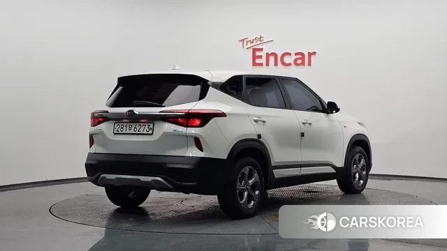 Kia Seltos 2020 Белый из Кореи