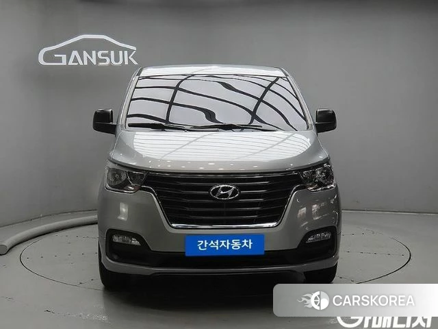 Hyundai The New Grand Starex 2018 Серебряный из Кореи