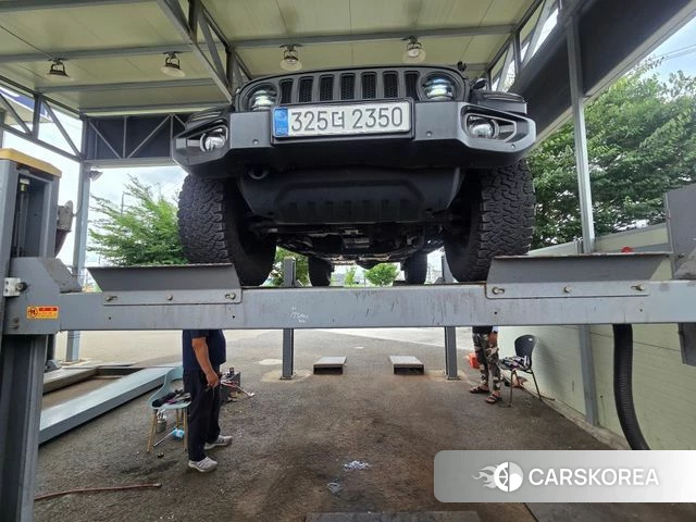 Jeep Wrangler (JL) 2019 Серый из Кореи