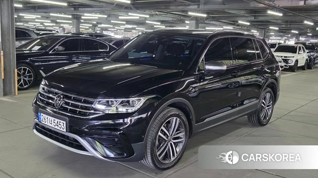 Volkswagen Tiguan Allspace 2024 Черный из Кореи