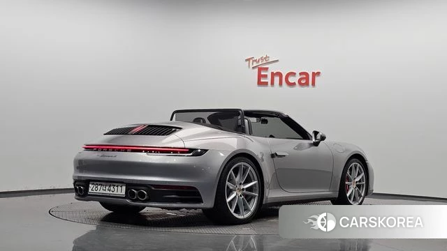 Porsche 911(992) 2020 Серебряный из Кореи