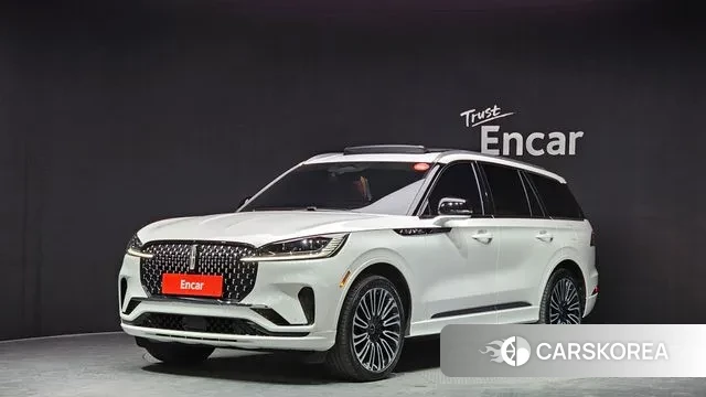 Lincoln Aviator 2nd generation 2024 Белый из Кореи