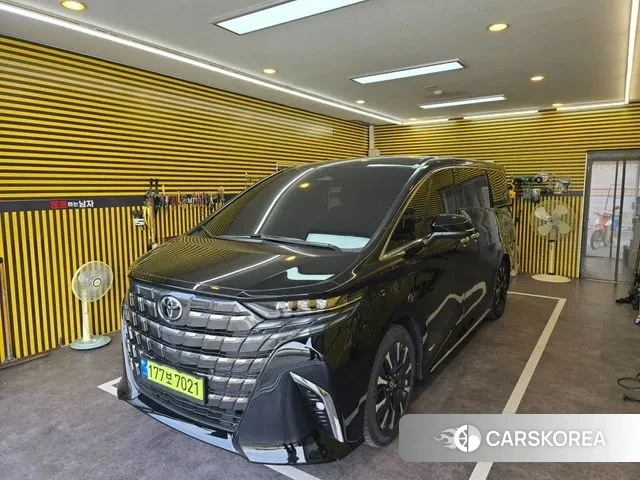 Toyota Alphard 4th Generation 2024 Черный из Кореи