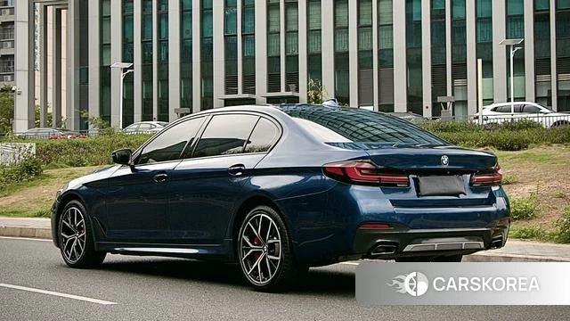 BMW 5 series 2022 Синий из Китая