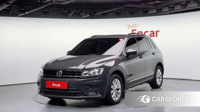 Volkswagen Tiguan second Generation 2018 Серый из Кореи