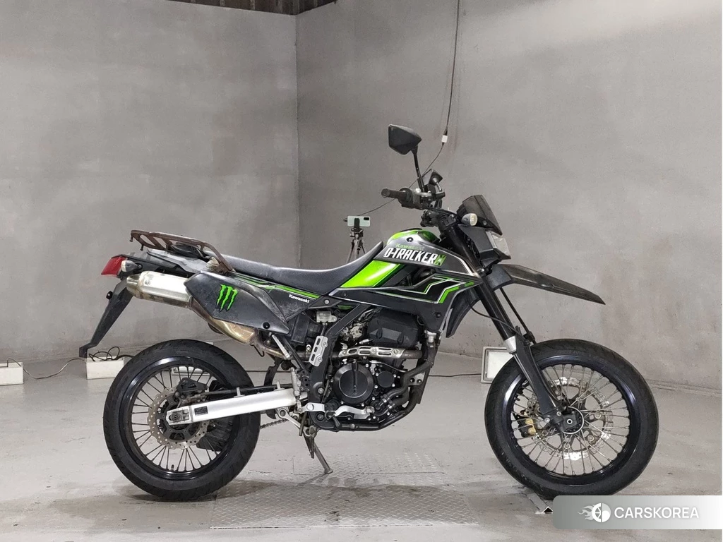 Проданный Kawasaki D-TRACKER X 2012 из Японии, фото 2