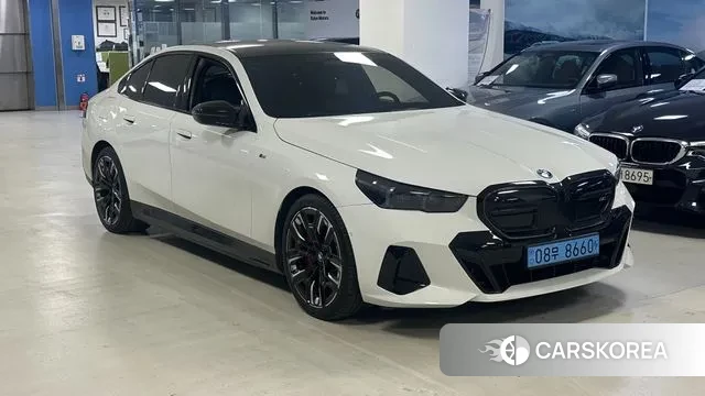 BMW i5 (G60) 2024 Белый из Кореи