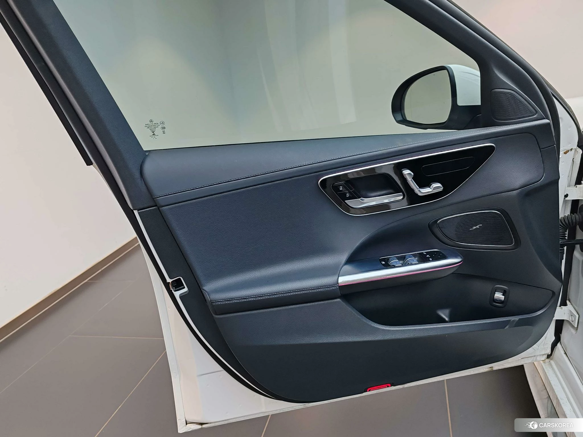 Mercedes-Benz Class C 2021 Белый из Китая