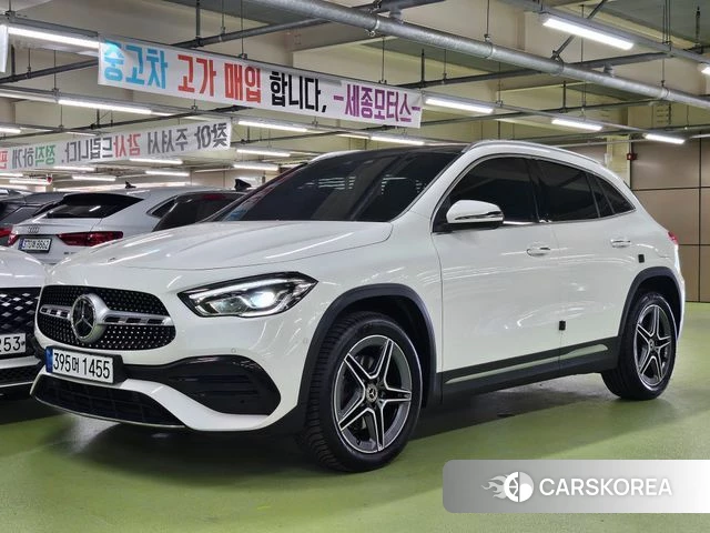 Mercedes-Benz GLA - Class H247 2023 Белый из Кореи