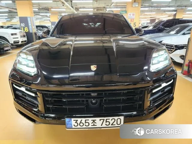 Porsche Cayenne (PO536) 2024 Черный из Кореи