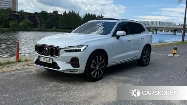 Volvo XC60 second Generation 2024 Белый из Кореи