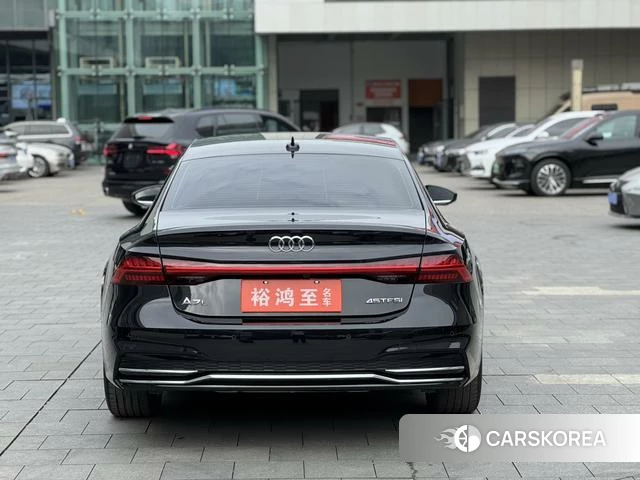 Audi A7L 2024 Черный из Китая