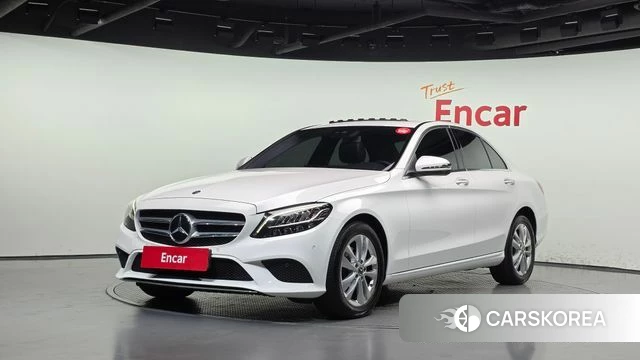 Mercedes-Benz C-Class W205 2019 Белый из Кореи