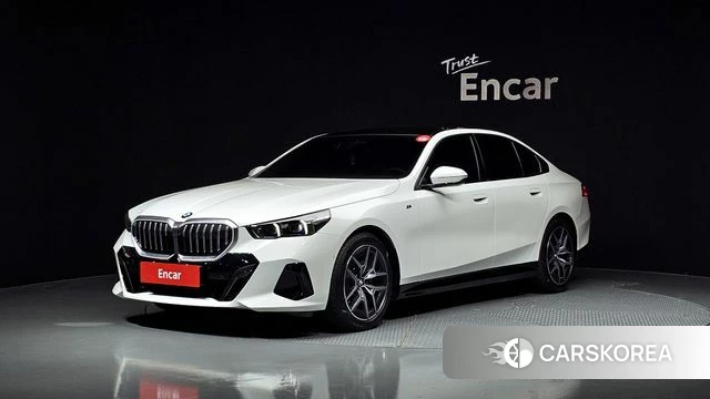 BMW 5 Series (G60) 2025 Белый из Кореи